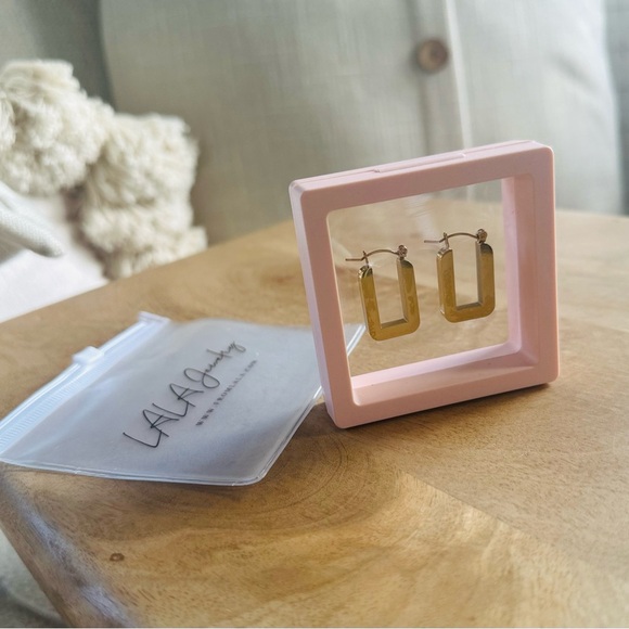 LALA Gold Hoop Earrings in Pink Display Case - Picture 4 of 8